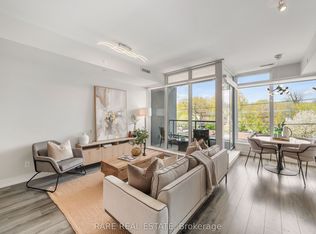 170 Chiltern Hill Rd #409, Toronto, ON M6C0A9