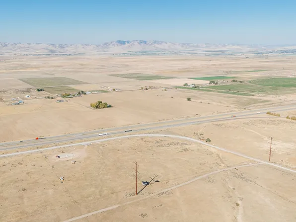 6359 S Cherry Creek Woodruff Rd, Malad City, ID 83252