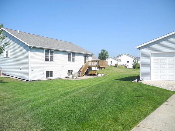 3rd image of 7440 Alycia Dr