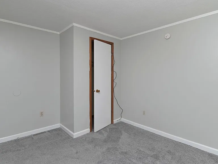 920 King St — Photo 24