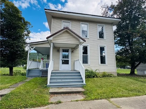 32 Tuscarora St, Addison, NY 14801