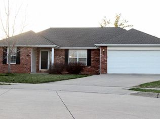 4400 Crystal Rock Ct, Columbia, MO 65203