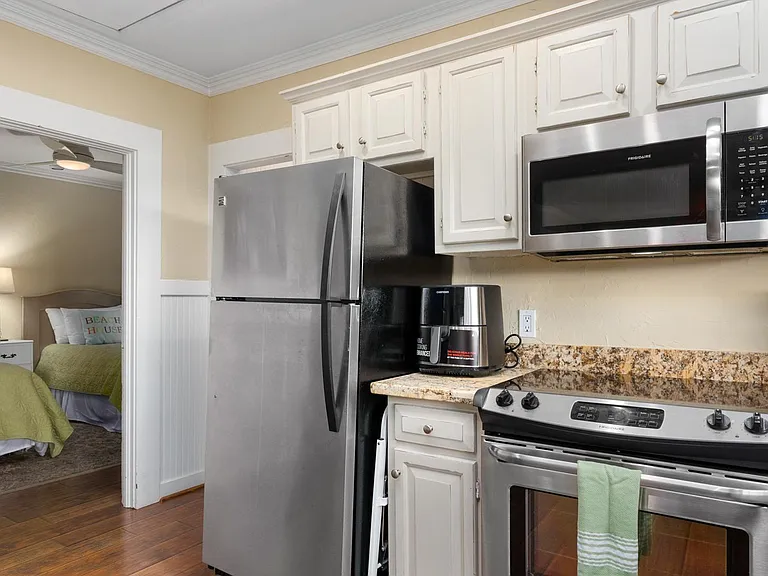 206 Cherry Ave — Photo 34