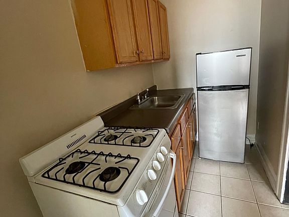 4th image of 7856 S Eberhart Ave APT 210