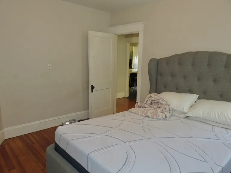 37-39 Parmenter Rd — Photo 15