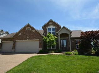 102 Barrington Lake Dr, Dardenne Prairie, MO 63368
