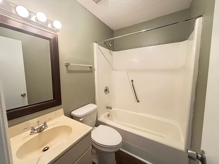 45 Indian Oak Ln — Photo 17
