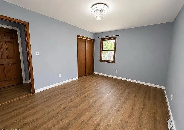 23 McDonald Dr — Photo 6