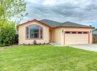 230 Jared Ct, Phoenix, OR 97535