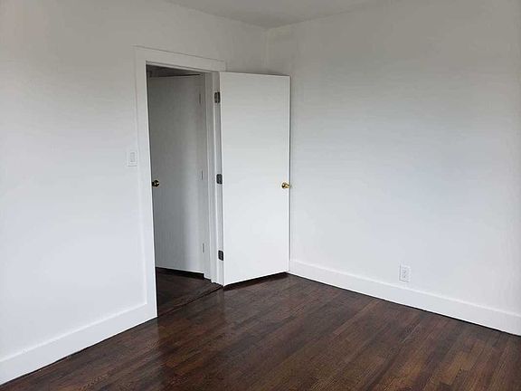 4th image of 3505 Foster Ave APT 5F