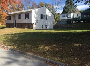 7 Zoar St #2, Worcester, MA 01604