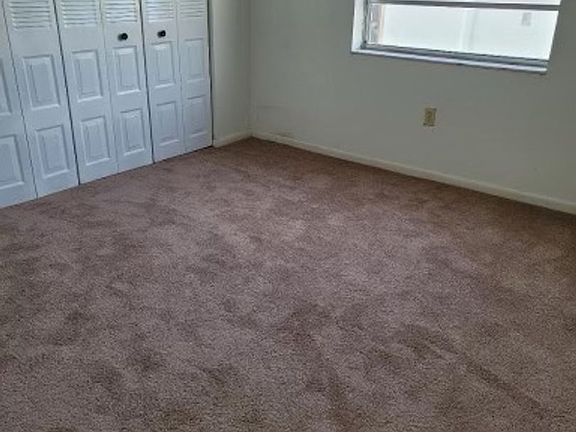 5th image of 410 Majestic Way