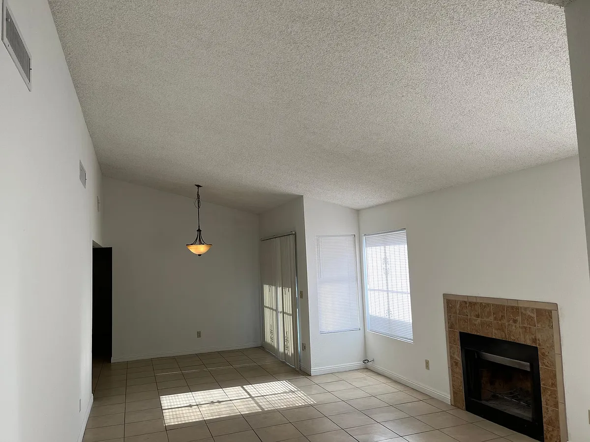 Building Photo - 78 Parrish Ln