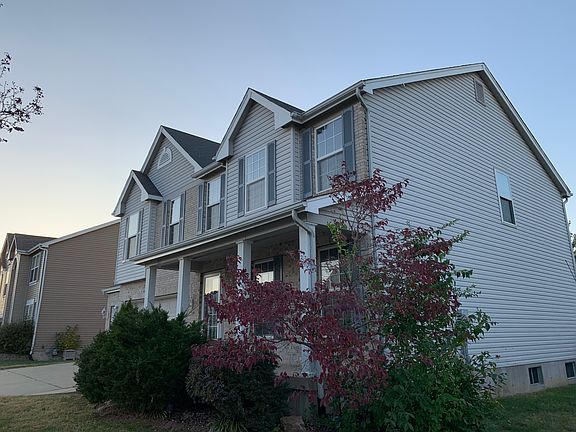 2nd image of 927 Holliday Dr