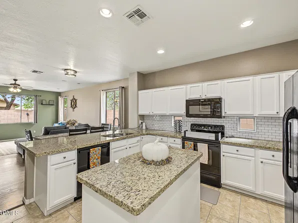 3382 E PACKARD Drive, Gilbert, AZ 85298