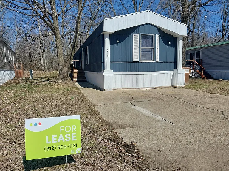 Pleasant Ridge — Photo 13