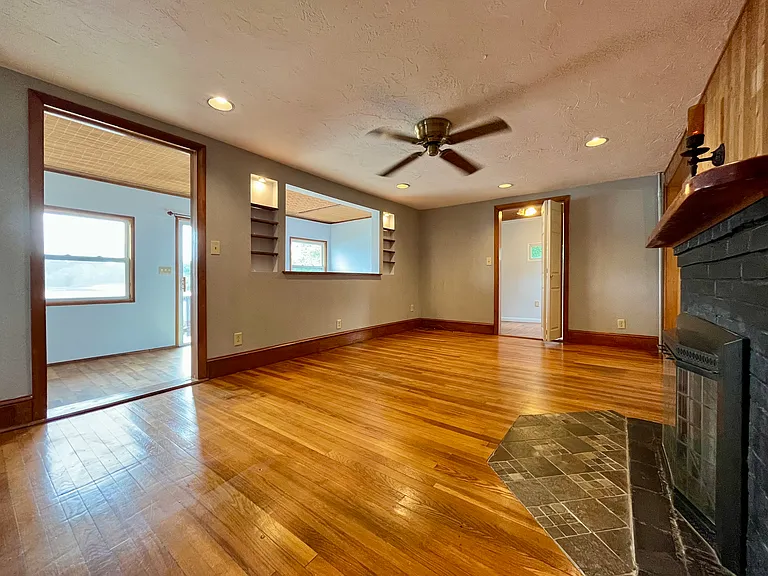 36 Lake St — Photo 8