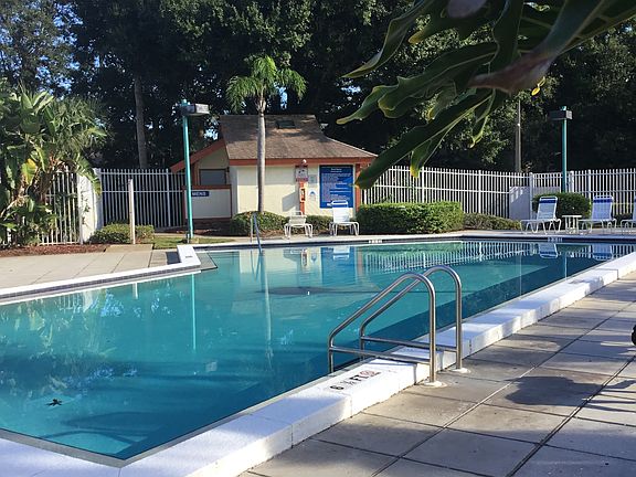 4th image of 3912 Lake Saint George Dr