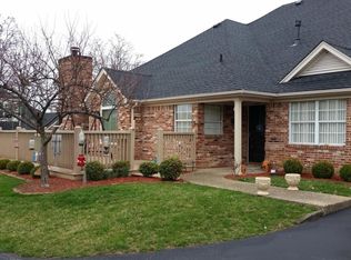 8207 Torrey Pines Ct, Louisville, KY