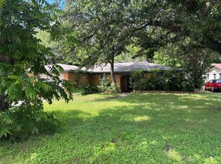 826 Turner Blvd, Grand Prairie, TX 75050
