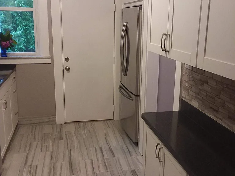 902 Kennebec St — Photo 18