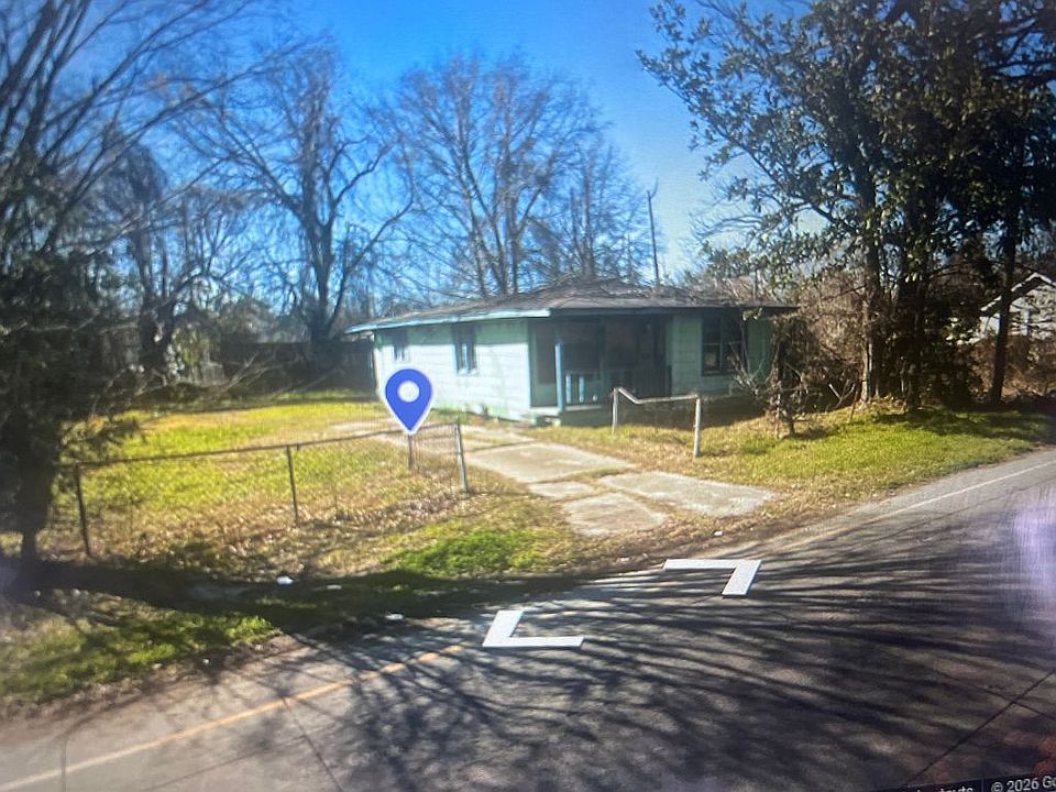 2nd image of 1659 N Acadian Thruway E
