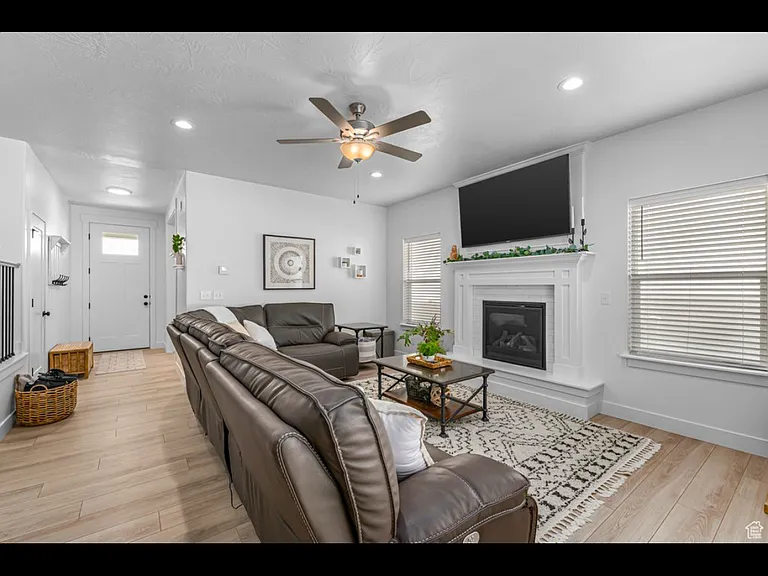 1165 E Bell Buoy Way — Photo 8