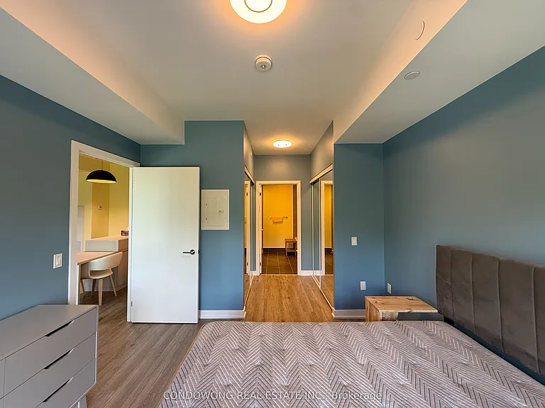 250 Lawrence Ave W #404 — Photo 5