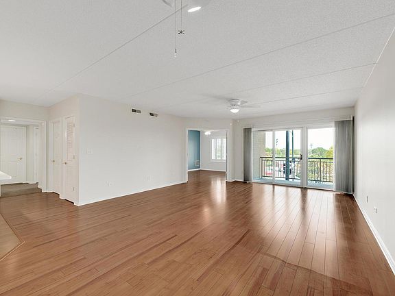 4th image of 1 N Beacon Pl APT 206