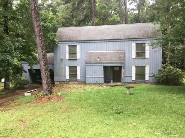 204 Pocahontas Ct, Pineville, LA 71360