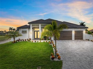 109 NW 35th Pl, Cape Coral, FL 33993