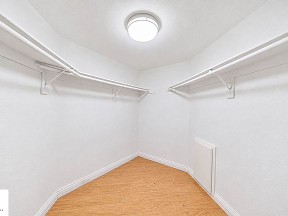 2nd image of 3015 La Paz Ln Unit A