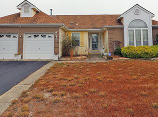 2 Alton Ct, Toms River, NJ