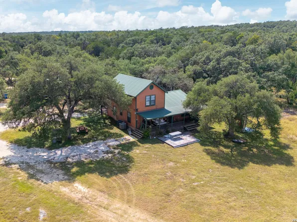 5080 Purgatory Road, New Braunfels, TX 78132