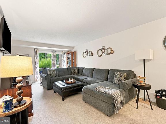 3rd image of 7917 Mandan Rd #715-T2