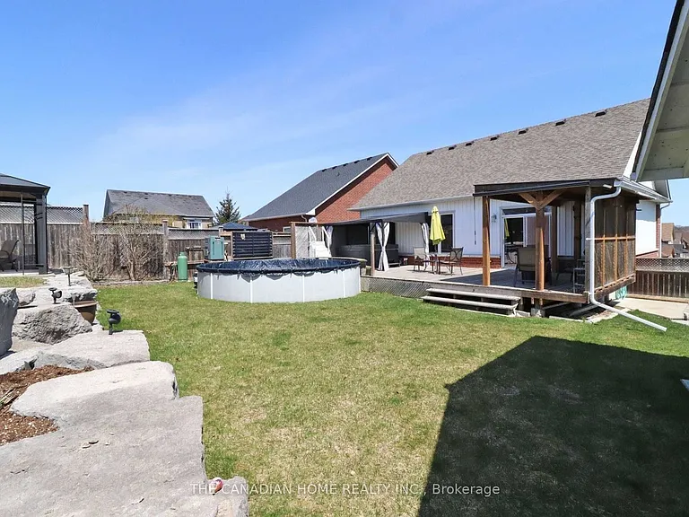 35 Cousins St — Photo 29