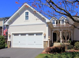 219 Grebe Dr, Lake Frederick, VA 22630