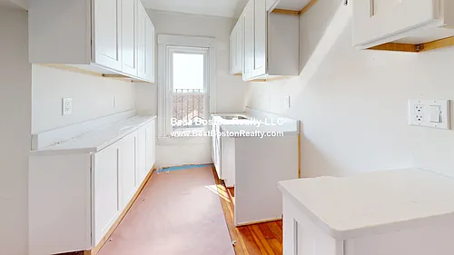 47 Curtis Ave #3 Photo 1