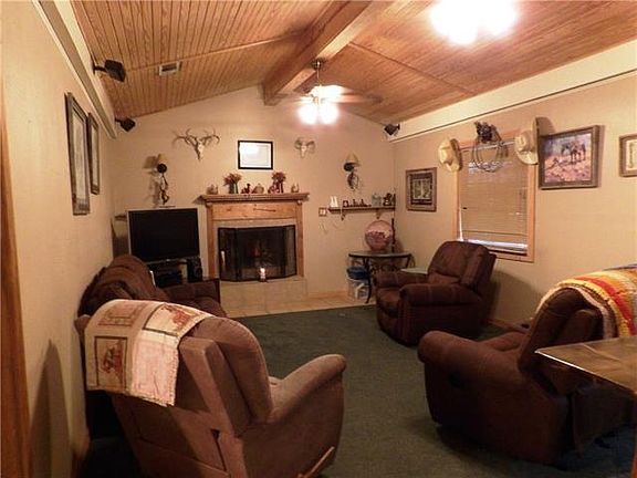 3rd image of 175 Whispering Oaks