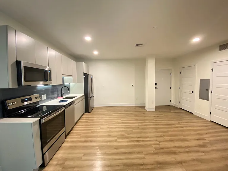 One Park Apartments — Photo 93