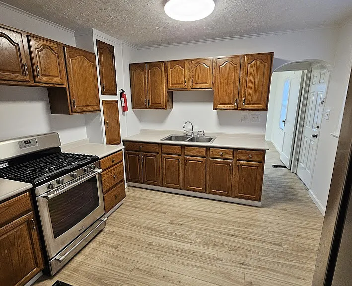 441 Cecil Ave — Photo 13