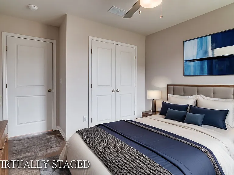 922 S Pindall Ln — Photo 26