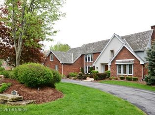 5638 Oakwood Cir, Long Grove, IL 60047