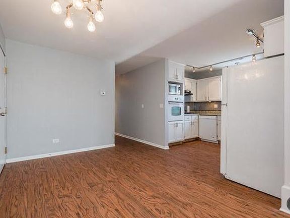 4th image of 2226 Abbeywood Dr APT F