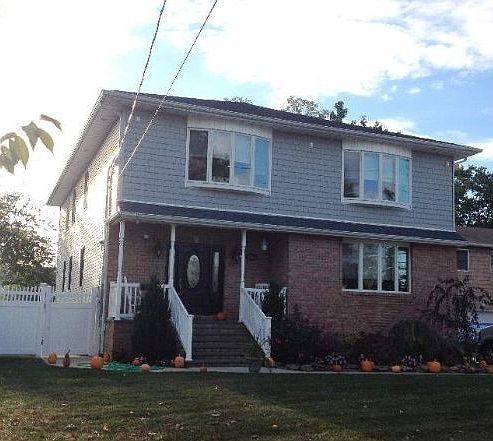1st image of 801 Oakfield Ave