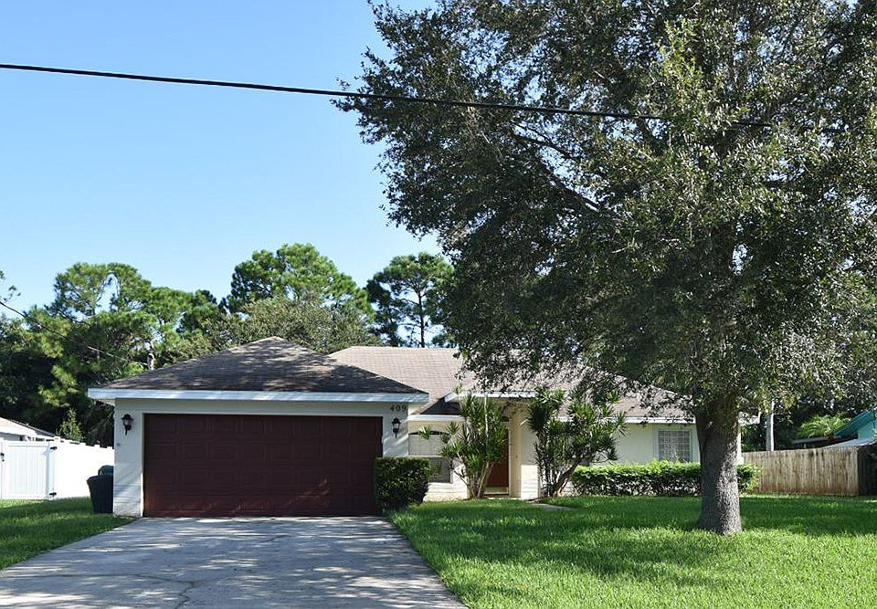 1st image of 409 NW Concord Dr