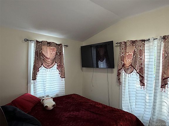 5th image of 13147 134th Street