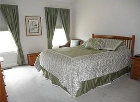 5th image of 110 Stonebrook Dr