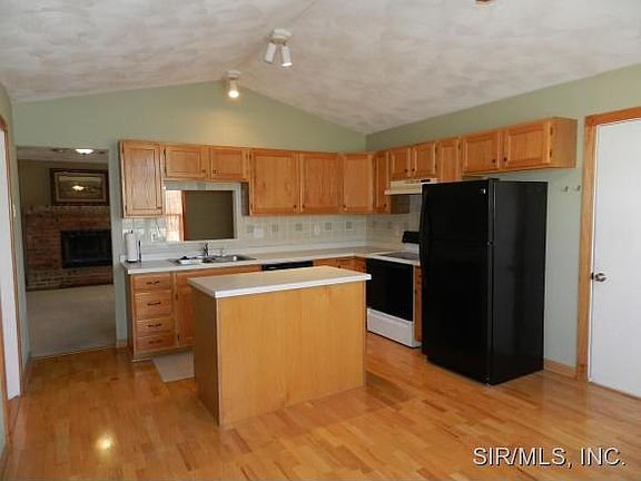 Kitchen with Wood Floor
