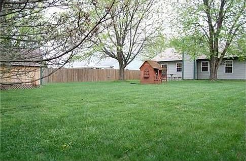 4th image of 6236 Glenshire Ln